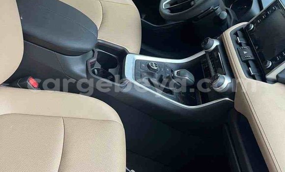 Buy Used Toyota RAV4 Black Car in Addis–Ababa in Ethiopia Buy Used Toyota RAV4 Black Car in Addis–Ababa in Ethiopia