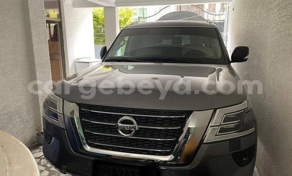 ይግዙ ያገለገለ Nissan Patrol ጥቁር መኪና በ አዲስ አበባ በ ኢትዮጵያ