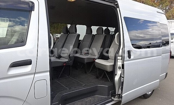 Buy Used Toyota Hiace Silver Car in Adet in Amhara Buy Used Toyota Hiace Silver Car in Adet in Amhara