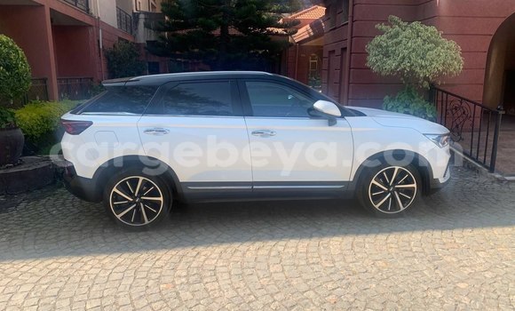 Buy Used FAW Besturn B70 White Car in Addis–Ababa in Ethiopia
