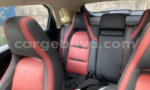 Acheter Occasion Voiture FAW Besturn B70 Blanc à Addis Ababa, Ethiopie Acheter Occasion Voiture FAW Besturn B70 Blanc à Addis Ababa, Ethiopie