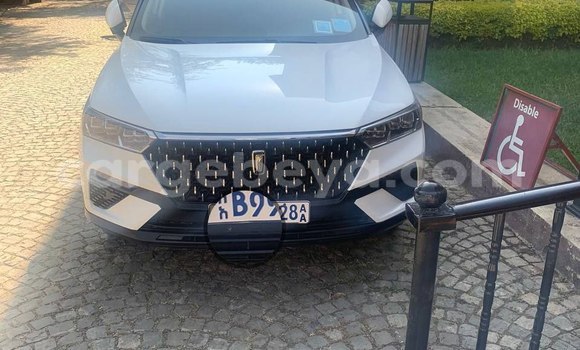 Acheter Occasion Voiture FAW Besturn B70 Blanc à Addis Ababa, Ethiopie Acheter Occasion Voiture FAW Besturn B70 Blanc à Addis Ababa, Ethiopie