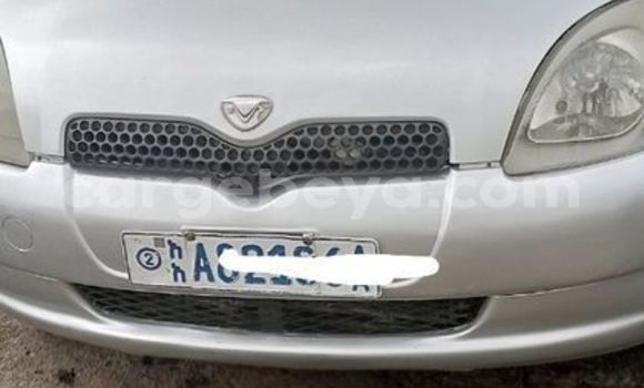 Buy Used Toyota Vitz Silver Car in Addis–Ababa in Ethiopia