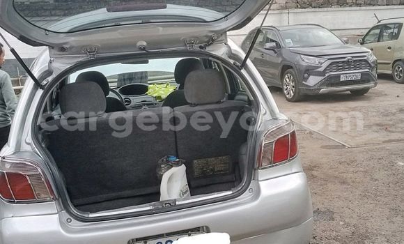 Buy Used Toyota Vitz Silver Car in Addis–Ababa in Ethiopia Buy Used Toyota Vitz Silver Car in Addis–Ababa in Ethiopia
