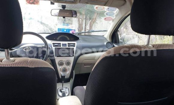 ይግዙ ያገለገለ Toyota Belta ብር መኪና በ አዲስ አበባ በ ኢትዮጵያ ይግዙ ያገለገለ Toyota Belta ብር መኪና በ አዲስ አበባ በ ኢትዮጵያ