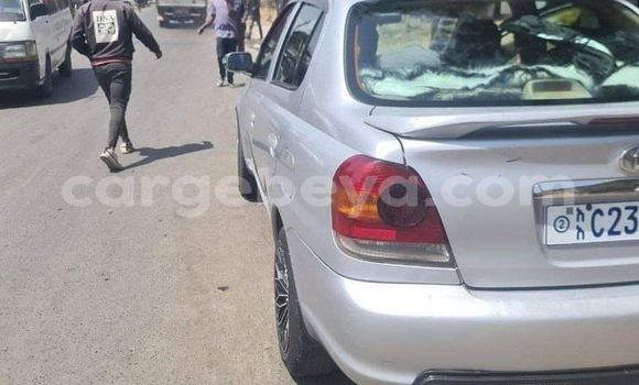 ይግዙ ያገለገለ Toyota Platz ብር መኪና በ አዲስ አበባ በ ኢትዮጵያ ይግዙ ያገለገለ Toyota Platz ብር መኪና በ አዲስ አበባ በ ኢትዮጵያ
