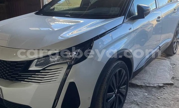 Buy Used Peugeot 5008 White Car in Addis–Ababa in Ethiopia