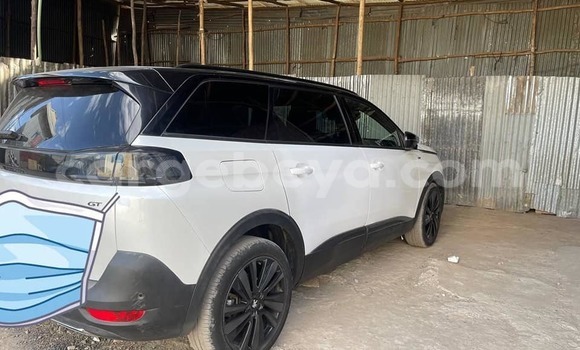 ይግዙ ያገለገለ Peugeot 5008 ነጭ መኪና በ አዲስ አበባ በ ኢትዮጵያ ይግዙ ያገለገለ Peugeot 5008 ነጭ መኪና በ አዲስ አበባ በ ኢትዮጵያ