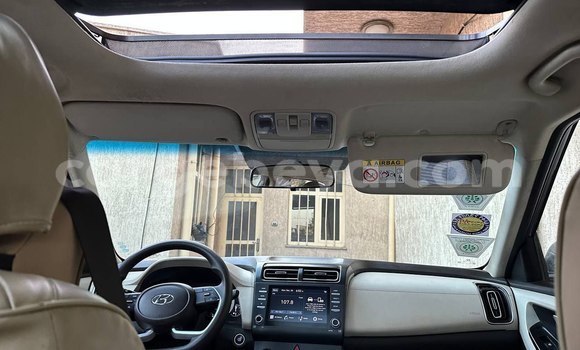 Acheter Occasion Voiture Hyundai Creta Beige à Addis Ababa, Ethiopie Acheter Occasion Voiture Hyundai Creta Beige à Addis Ababa, Ethiopie