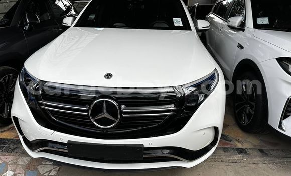 Acheter Neuf Voiture Mercedes-Benz E–Class Blanc à Addis Ababa, Ethiopie Acheter Neuf Voiture Mercedes-Benz E–Class Blanc à Addis Ababa, Ethiopie