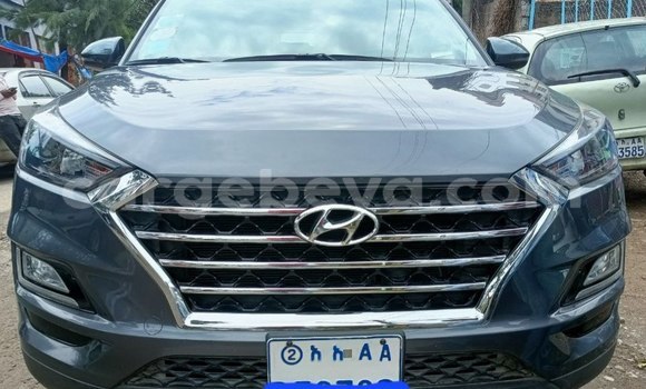Acheter Occasion Voiture Hyundai Tucson Beige à Addis Ababa, Ethiopie