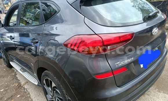 ይግዙ ያገለገለ Hyundai Tucson Beige መኪና በ አዲስ አበባ በ ኢትዮጵያ ይግዙ ያገለገለ Hyundai Tucson Beige መኪና በ አዲስ አበባ በ ኢትዮጵያ