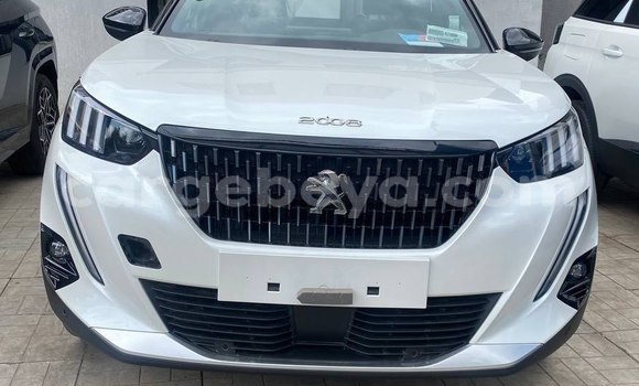 Haaraa Peugeot 2008 White Makiinaa iti Addis–Ababa keessatti Ethiopia keessatti
