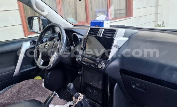 Acheter Occasion Voiture Toyota Land Cruiser Prado Beige à Addis Ababa, Ethiopie Acheter Occasion Voiture Toyota Land Cruiser Prado Beige à Addis Ababa, Ethiopie