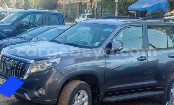 Acheter Occasion Voiture Toyota Land Cruiser Prado Beige à Addis Ababa, Ethiopie Acheter Occasion Voiture Toyota Land Cruiser Prado Beige à Addis Ababa, Ethiopie