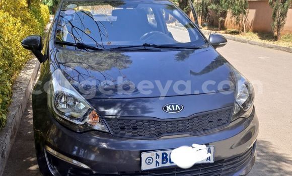 ይግዙ ያገለገለ Kia Rio Beige መኪና በ አዲስ አበባ በ ኢትዮጵያ ይግዙ ያገለገለ Kia Rio Beige መኪና በ አዲስ አበባ በ ኢትዮጵያ