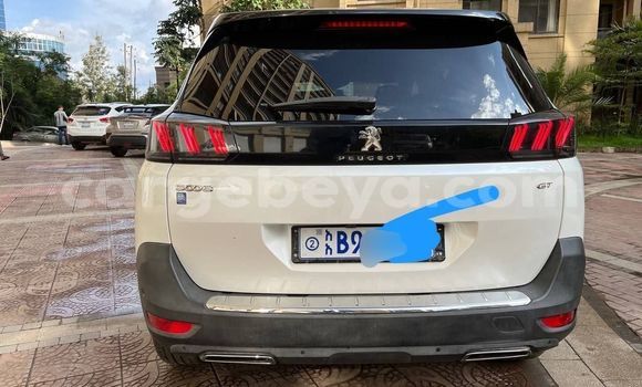 Acheter Occasion Voiture Peugeot 5008 Blanc à Addis Ababa, Ethiopie Acheter Occasion Voiture Peugeot 5008 Blanc à Addis Ababa, Ethiopie