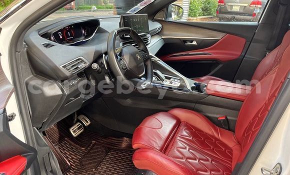 Acheter Occasion Voiture Peugeot 5008 Blanc à Addis Ababa, Ethiopie Acheter Occasion Voiture Peugeot 5008 Blanc à Addis Ababa, Ethiopie