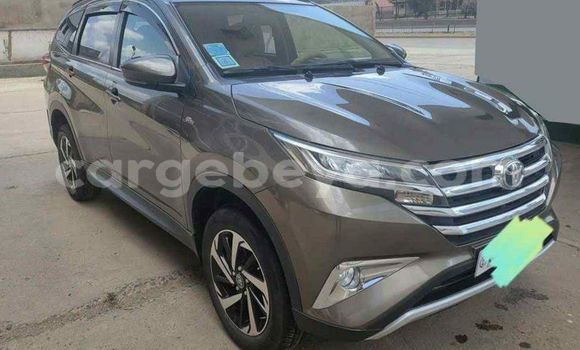 Acheter Occasion Voiture Toyota Rush Marron à Addis Ababa, Ethiopie Acheter Occasion Voiture Toyota Rush Marron à Addis Ababa, Ethiopie