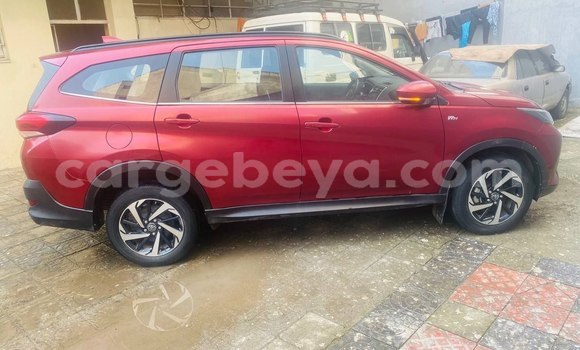 Acheter Occasion Voiture Toyota Rush Rouge à Addis Ababa, Ethiopie Acheter Occasion Voiture Toyota Rush Rouge à Addis Ababa, Ethiopie