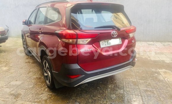 Acheter Occasion Voiture Toyota Rush Rouge à Addis Ababa, Ethiopie Acheter Occasion Voiture Toyota Rush Rouge à Addis Ababa, Ethiopie