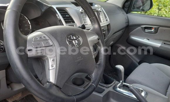 Acheter Occasion Voiture Toyota Vigo Noir à Addis Ababa, Ethiopie Acheter Occasion Voiture Toyota Vigo Noir à Addis Ababa, Ethiopie