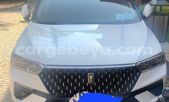 Acheter Occasion Voiture FAW Besturn B70 Blanc à Addis Ababa, Ethiopie Acheter Occasion Voiture FAW Besturn B70 Blanc à Addis Ababa, Ethiopie