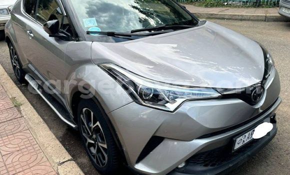 Buy Used Toyota C-HR Silver Car in Addis–Ababa in Ethiopia