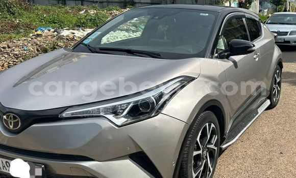 Acheter Occasion Voiture Toyota C-HR Gris à Addis Ababa, Ethiopie Acheter Occasion Voiture Toyota C-HR Gris à Addis Ababa, Ethiopie