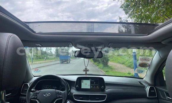 Acheter Occasion Voiture Hyundai Tucson Gris à Addis Ababa, Ethiopie Acheter Occasion Voiture Hyundai Tucson Gris à Addis Ababa, Ethiopie