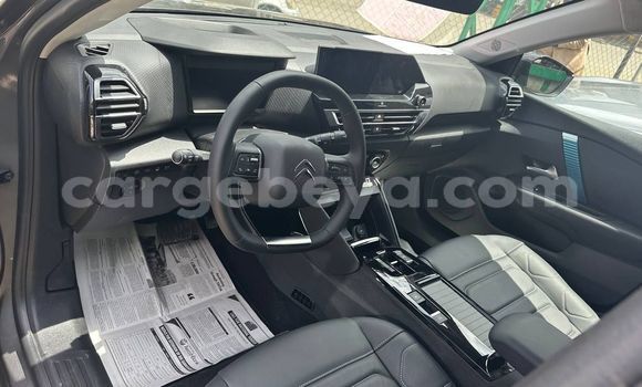 Acheter Neuf Voiture Citroen C4 Beige à Addis Ababa, Ethiopie Acheter Neuf Voiture Citroen C4 Beige à Addis Ababa, Ethiopie