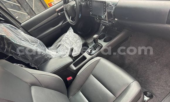 Acheter Neuf Voiture Toyota Hilux Beige à Addis Ababa, Ethiopie Acheter Neuf Voiture Toyota Hilux Beige à Addis Ababa, Ethiopie