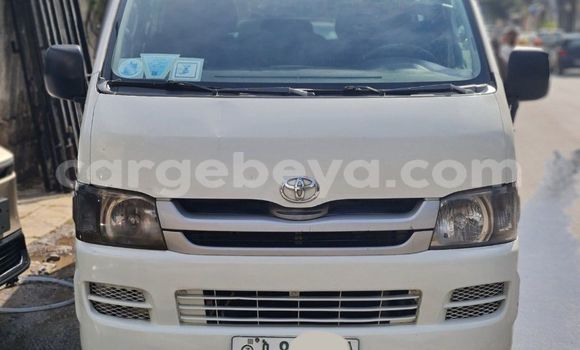 Acheter Occasion Voiture Toyota Hiace Blanc à Addis Ababa, Ethiopie Acheter Occasion Voiture Toyota Hiace Blanc à Addis Ababa, Ethiopie