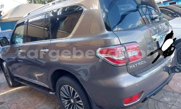 Acheter Occasion Voiture Nissan Patrol Gris à Addis Ababa, Ethiopie Acheter Occasion Voiture Nissan Patrol Gris à Addis Ababa, Ethiopie