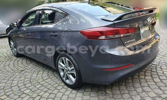 Acheter Occasion Voiture Hyundai Avante Beige à Addis Ababa, Ethiopie Acheter Occasion Voiture Hyundai Avante Beige à Addis Ababa, Ethiopie