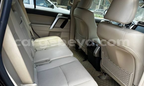 Acheter Occasion Voiture Toyota Land Cruiser Prado Noir à Addis Ababa, Ethiopie Acheter Occasion Voiture Toyota Land Cruiser Prado Noir à Addis Ababa, Ethiopie