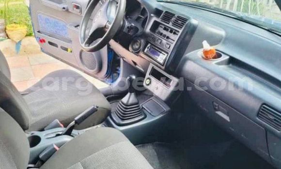 Acheter Occasion Voiture Toyota RAV4 Bleu à Addis Ababa, Ethiopie Acheter Occasion Voiture Toyota RAV4 Bleu à Addis Ababa, Ethiopie