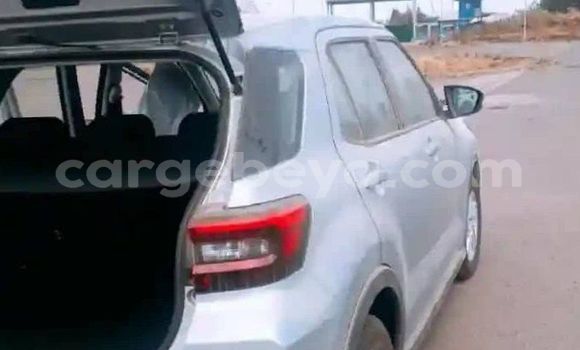 Acheter Neuf Voiture Toyota Ractis Gris à Addis Ababa, Ethiopie Acheter Neuf Voiture Toyota Ractis Gris à Addis Ababa, Ethiopie