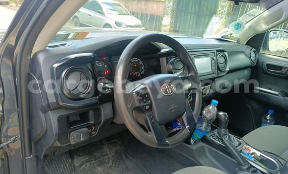 Acheter Occasion Voiture Toyota Tacoma Beige à Addis Ababa, Ethiopie Acheter Occasion Voiture Toyota Tacoma Beige à Addis Ababa, Ethiopie
