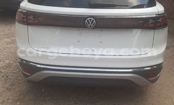 Acheter Neuf Voiture Volkswagen Type 4 Blanc à Addis Ababa, Ethiopie Acheter Neuf Voiture Volkswagen Type 4 Blanc à Addis Ababa, Ethiopie