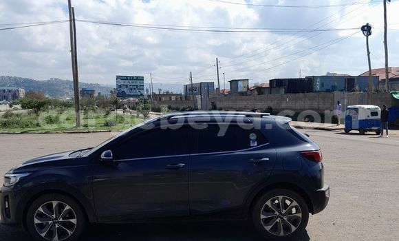 Buy Used Kia Stonic Beige Car in Addis–Ababa in Ethiopia Buy Used Kia Stonic Beige Car in Addis–Ababa in Ethiopia