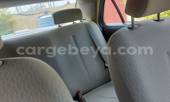 Buy Used Toyota Yaris Blue Car in Addis–Ababa in Ethiopia Buy Used Toyota Yaris Blue Car in Addis–Ababa in Ethiopia