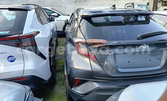 Buy New Toyota C-HR Beige Car in Addis–Ababa in Ethiopia Buy New Toyota C-HR Beige Car in Addis–Ababa in Ethiopia