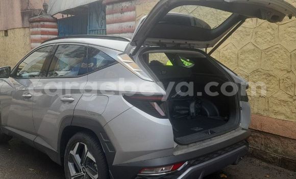 Buy Used Hyundai Tucson Silver Car in Addis–Ababa in Ethiopia Buy Used Hyundai Tucson Silver Car in Addis–Ababa in Ethiopia