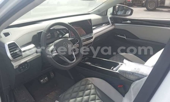 ይግዙ ያገለገለ Volkswagen Caddy ሌላ መኪና በ አዲስ አበባ በ ኢትዮጵያ ይግዙ ያገለገለ Volkswagen Caddy ሌላ መኪና በ አዲስ አበባ በ ኢትዮጵያ