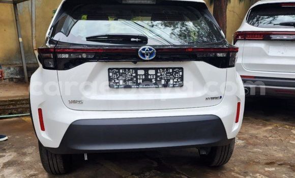 Buy New Toyota Yaris White Car in Addis–Ababa in Ethiopia Buy New Toyota Yaris White Car in Addis–Ababa in Ethiopia