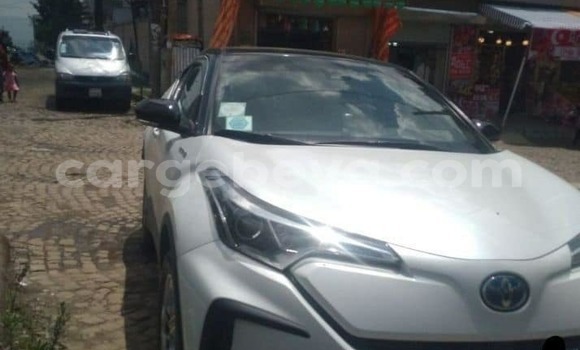 Buy Used Toyota C-HR White Car in Addis–Ababa in Ethiopia Buy Used Toyota C-HR White Car in Addis–Ababa in Ethiopia