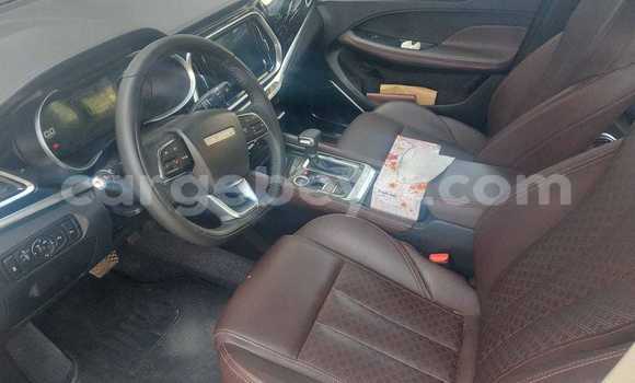 Oofamaa Lexus CT Black Makiinaa iti Addis–Ababa keessatti Ethiopia keessatti Oofamaa Lexus CT Black Makiinaa iti Addis–Ababa keessatti Ethiopia keessatti