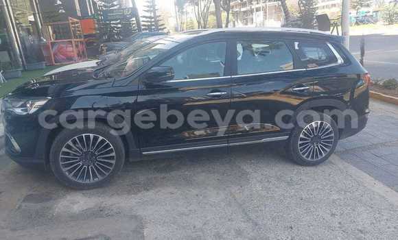 Oofamaa Lexus CT Black Makiinaa iti Addis–Ababa keessatti Ethiopia keessatti Oofamaa Lexus CT Black Makiinaa iti Addis–Ababa keessatti Ethiopia keessatti