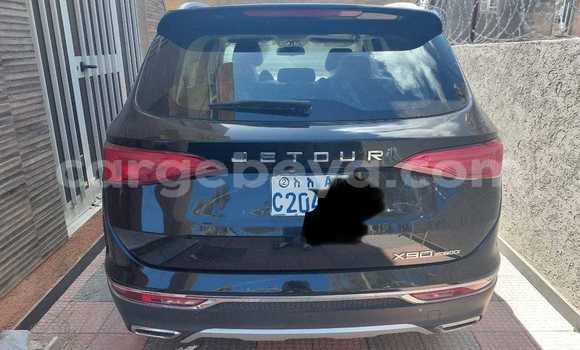 Oofamaa Lexus CT Black Makiinaa iti Addis–Ababa keessatti Ethiopia keessatti Oofamaa Lexus CT Black Makiinaa iti Addis–Ababa keessatti Ethiopia keessatti